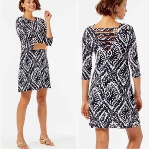 Lilly Pulitzer dress - Size Small. Super cute back!! Only worn once!